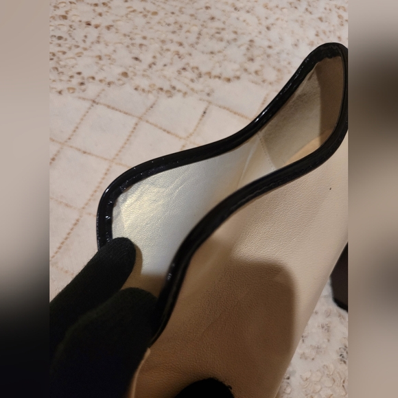 Cream and Black Bow Heels - Picture 8 of 8